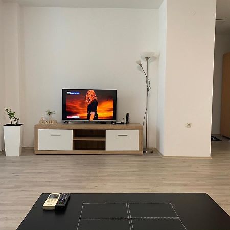 Regina'S Modern Apartment2 스코페 외부 사진