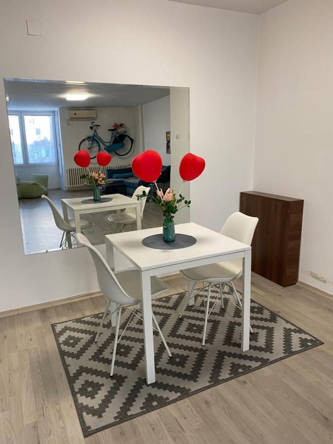 Regina'S Modern Apartment2 스코페 외부 사진